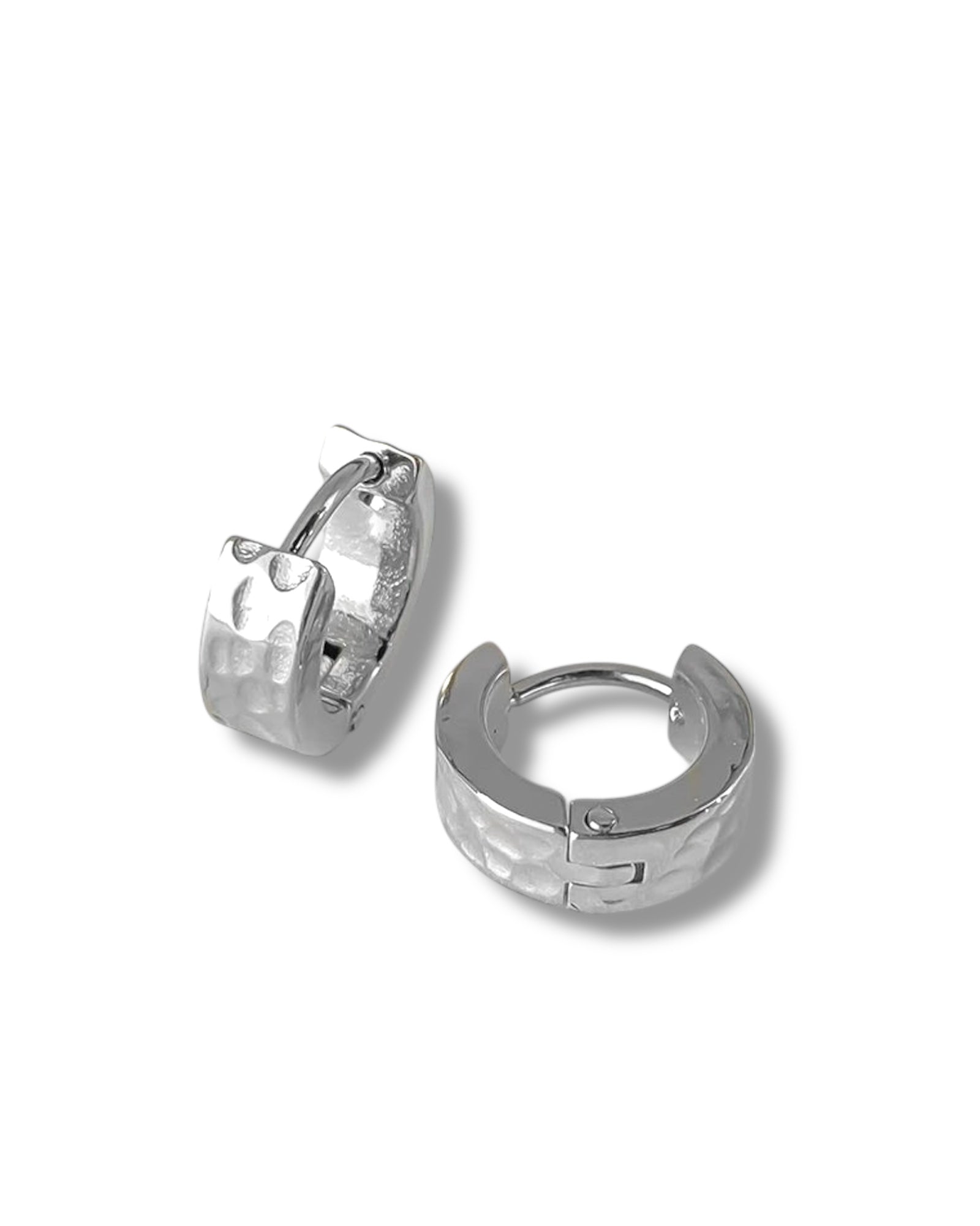 Classic Round Stud Earrings – Gold
