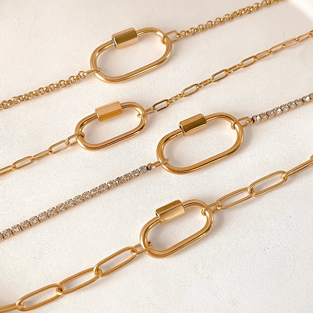 Buckle Pendant Bracelet - Gold