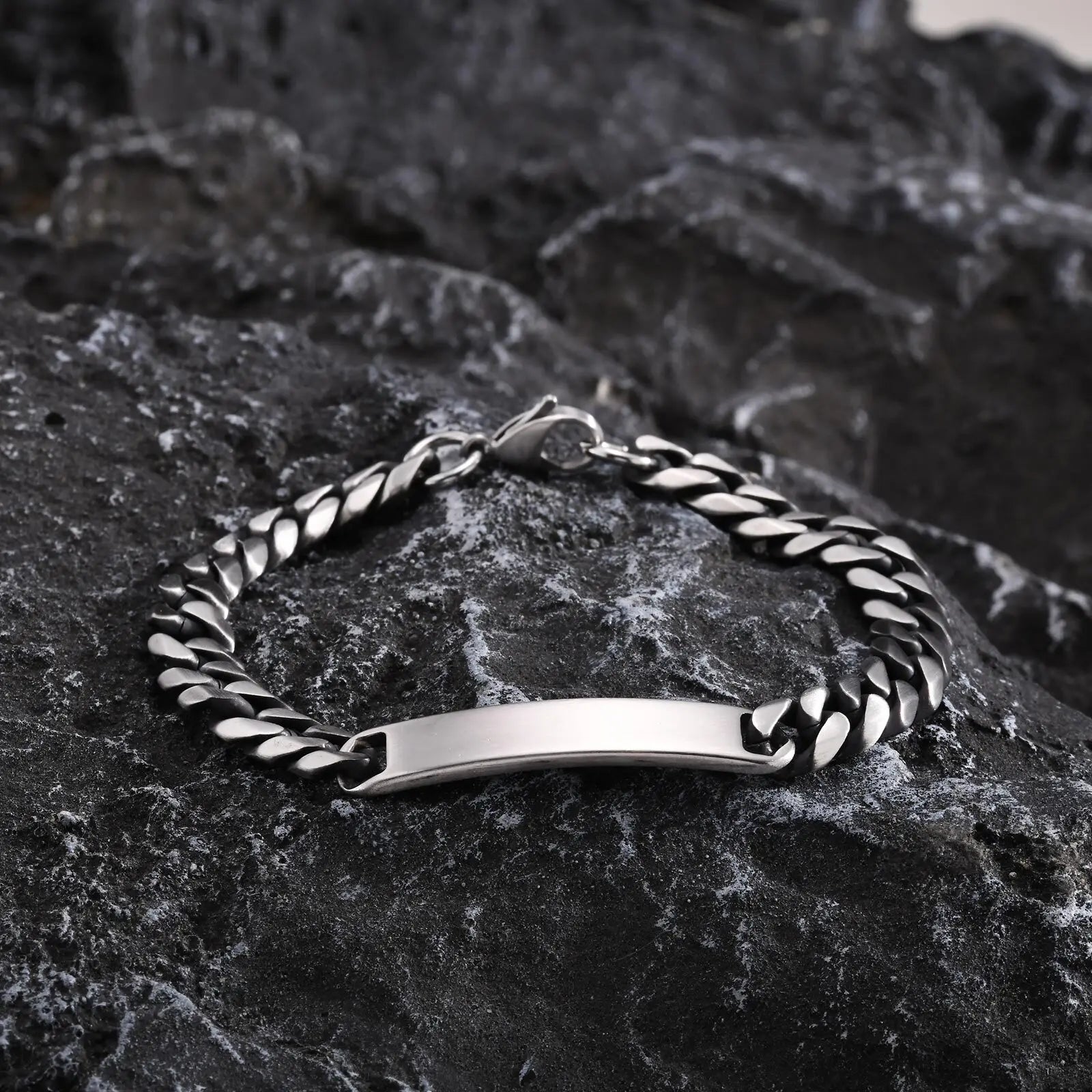 Custom Cuban Bracelet - Silver - BRAVAN Custom Cuban Bracelet - Silver  (Store description)
