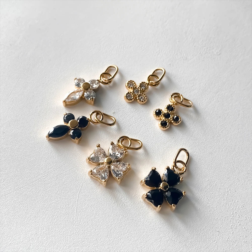 Four Leaf Clover Pendant - Gold