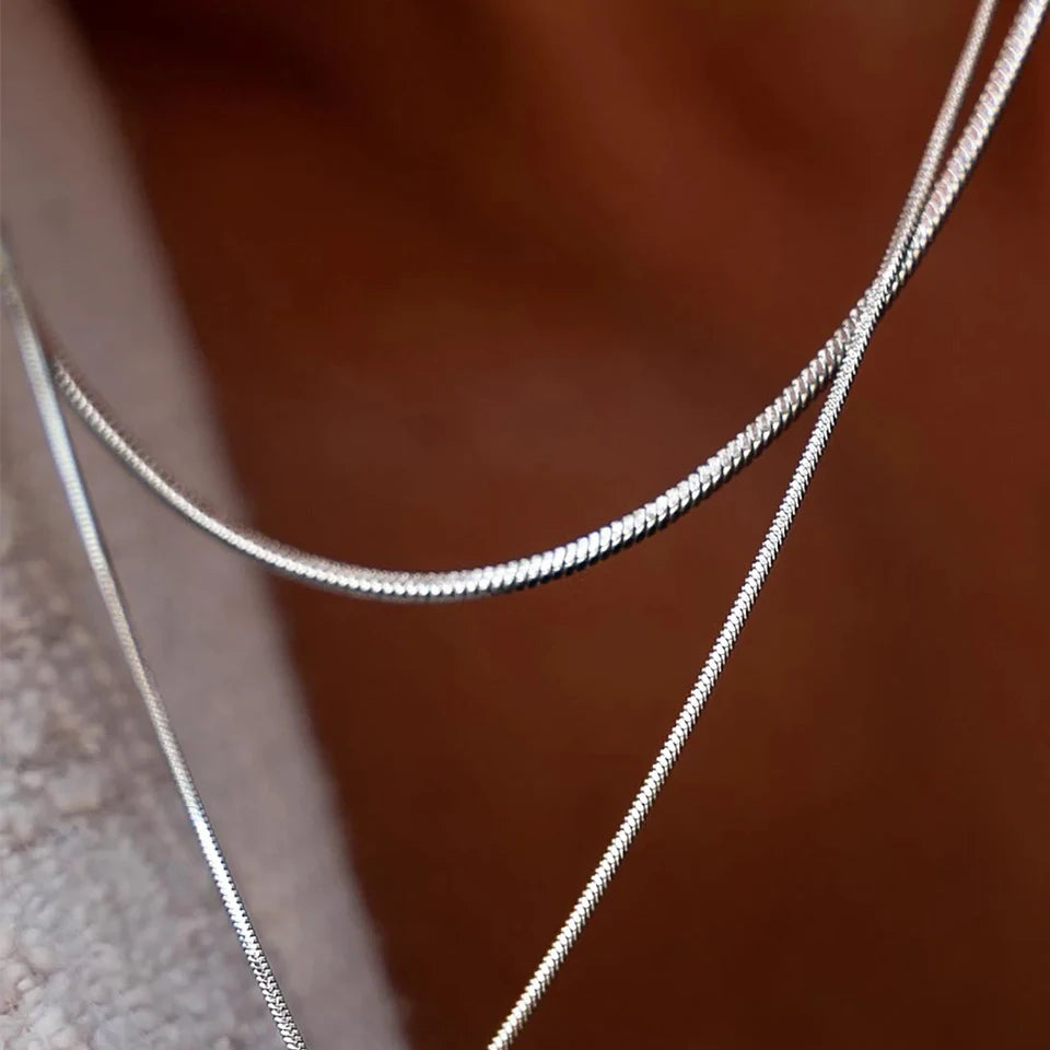 Clavicular Necklace - Gold - BRAVAN Clavicular Necklace - Gold  (Store description)
