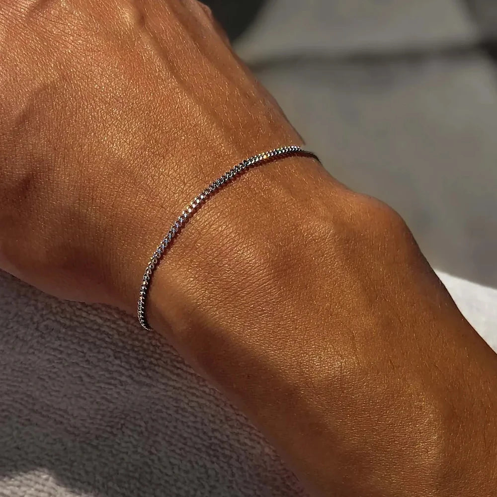 Cuban Bracelet - Gold - BRAVAN Cuban Bracelet - Gold  (Store description)