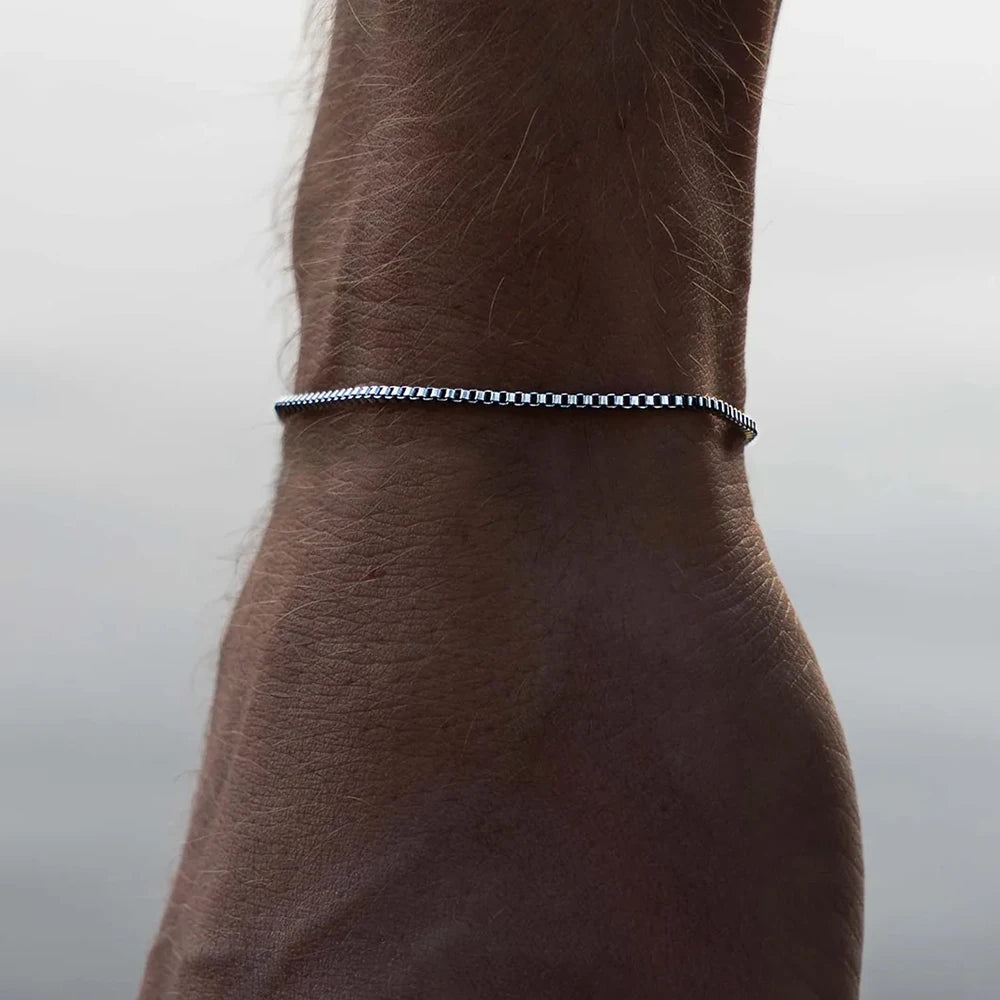 Box Chain Bracelet - Gold - BRAVAN Box Chain Bracelet - Gold  (Store description)