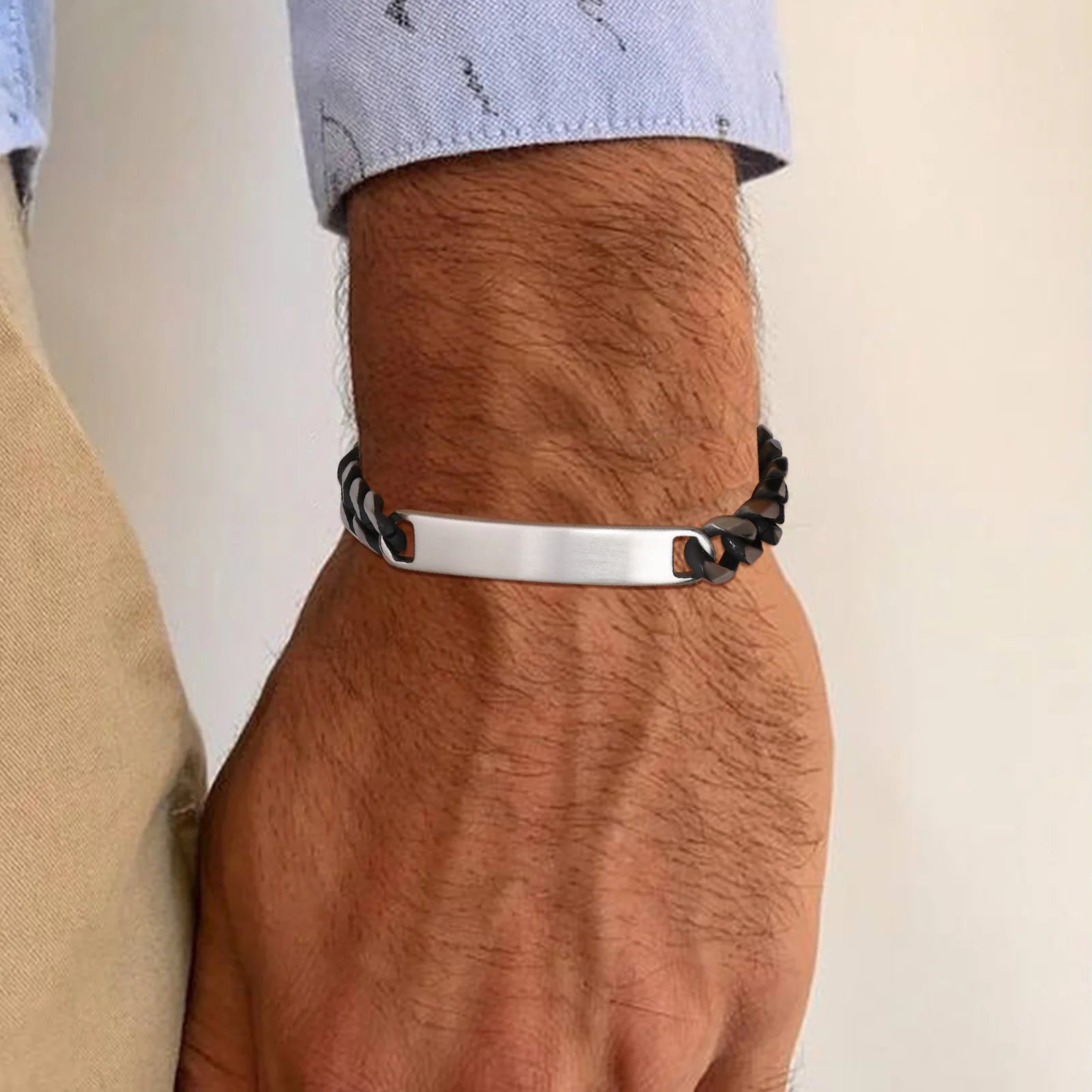 Custom Cuban Bracelet - Silver - BRAVAN Custom Cuban Bracelet - Silver  (Store description)