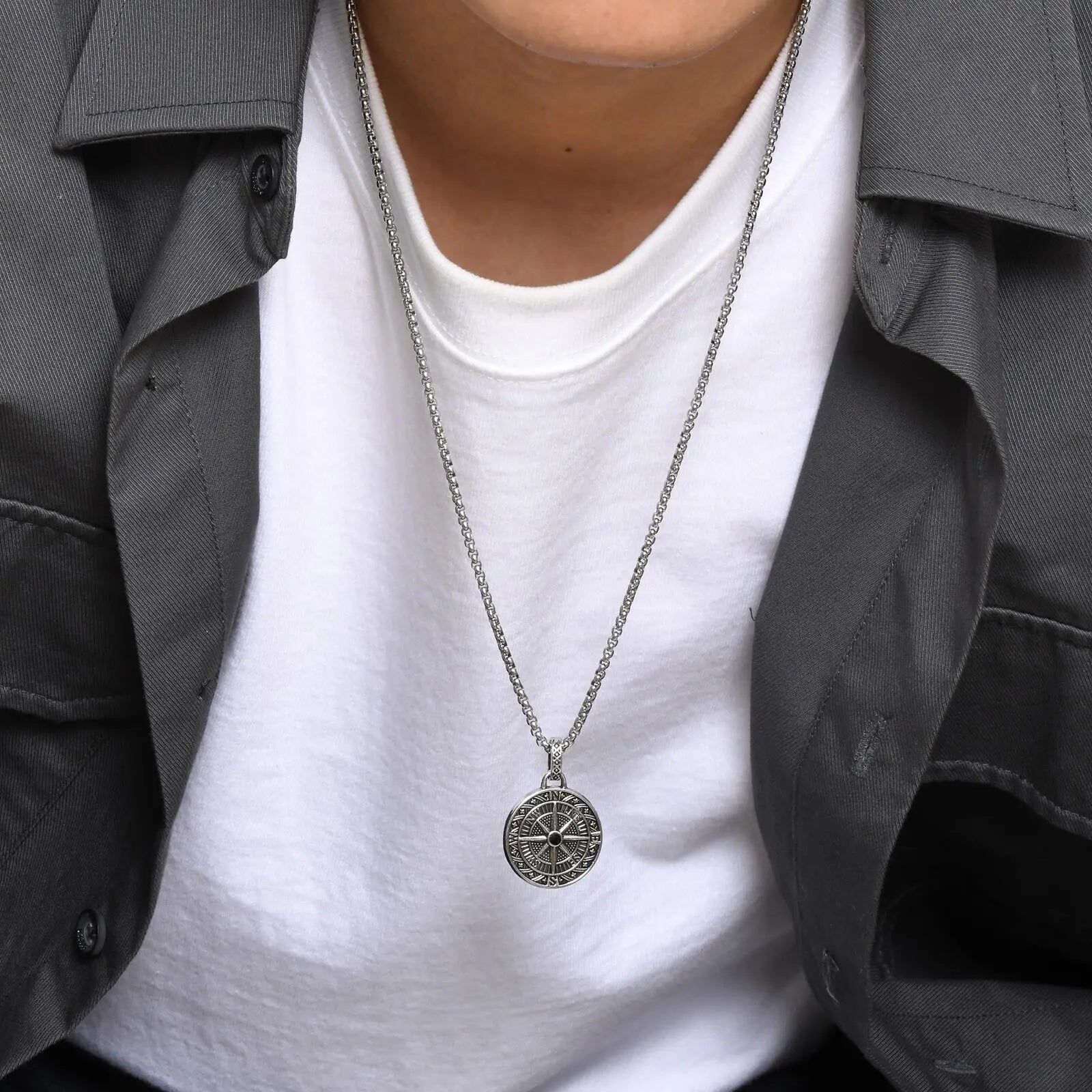 Compass Pendant Necklace - Silver - BRAVAN Compass Pendant Necklace - Silver  (Store description)