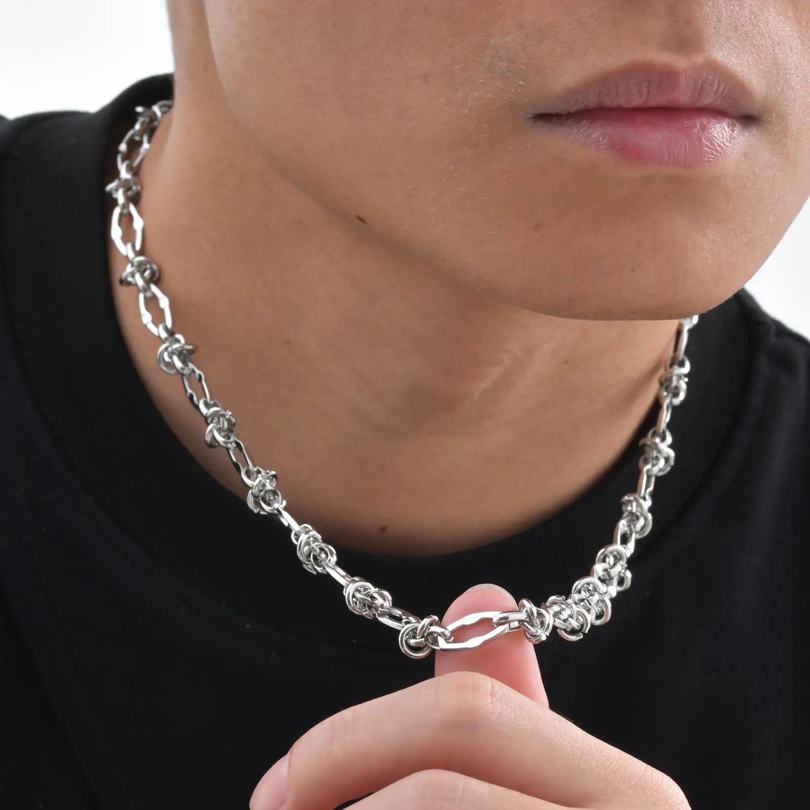 Thorn Knot Necklace - Silver - BRAVAN Thorn Knot Necklace - Silver  (Store description)