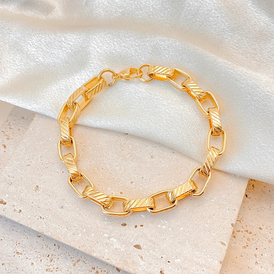 Chain Bracelet 8MM - Gold
