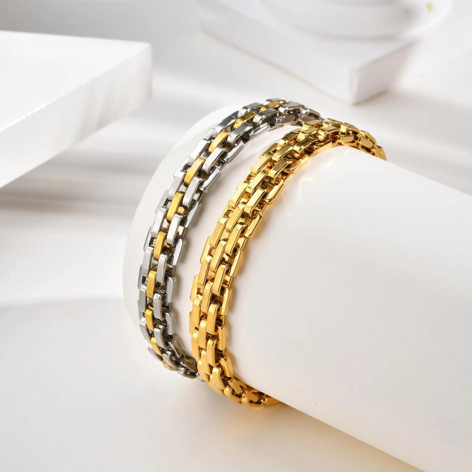 Watch Link Bracelet - Gold - BRAVAN Watch Link Bracelet - Gold  (Store description)