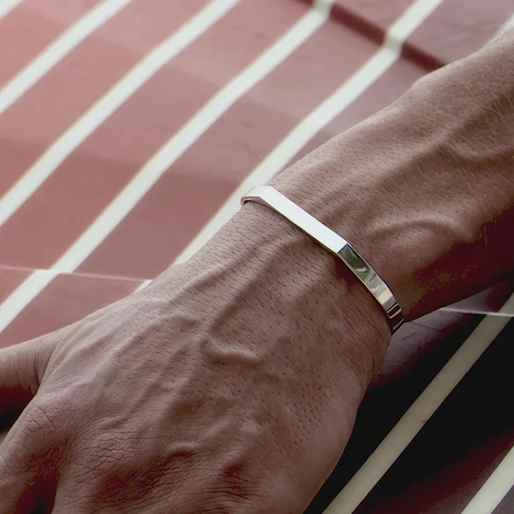 Minimal Premium Bracelet - Gold