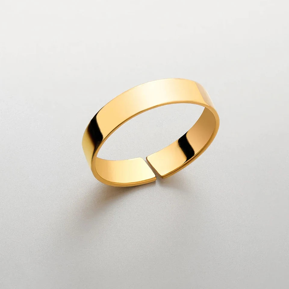 Minimal Ring - 18KT Gold - BRAVAN Minimal Ring - 18KT Gold  (Store description)