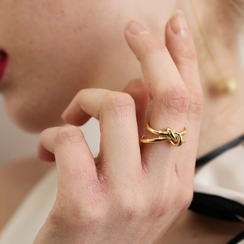 Braided Twist Ring – Gold