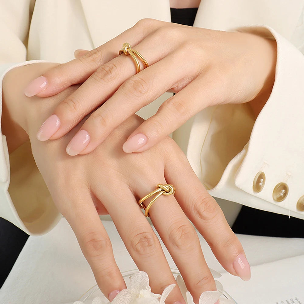 Braided Twist Ring – Gold