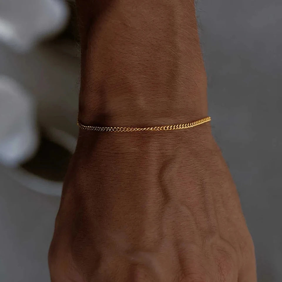Cuban Bracelet - Gold - BRAVAN Cuban Bracelet - Gold  (Store description)