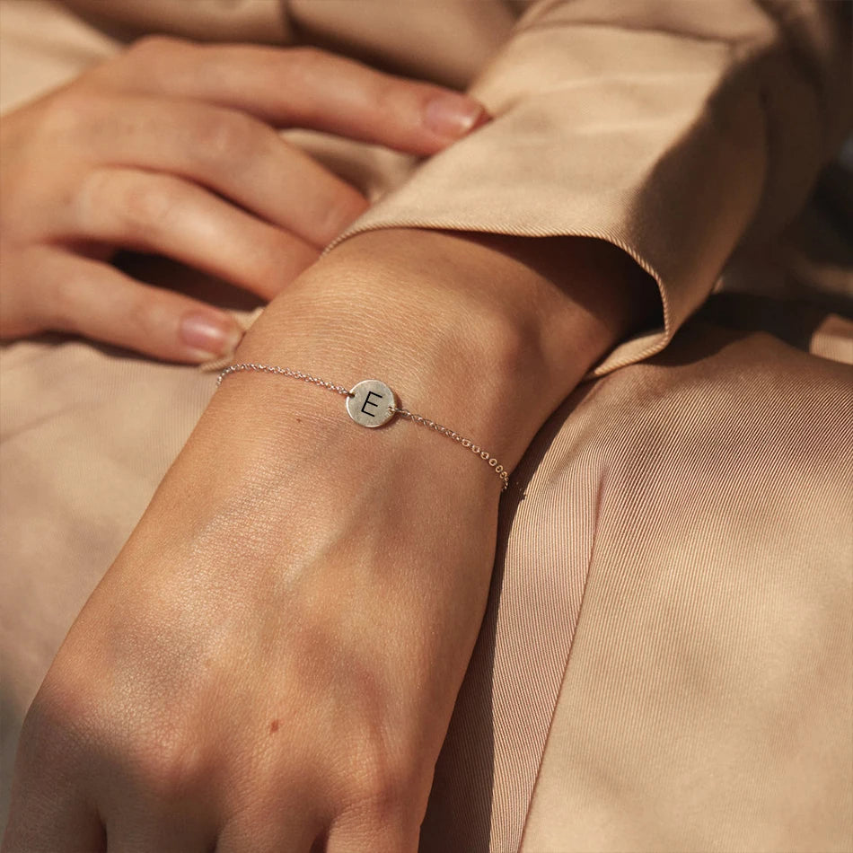 Minimal Initial Bracelet - Gold