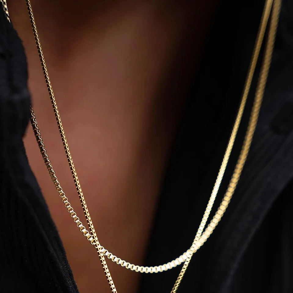 Collarbone Necklace - Gold - BRAVAN Collarbone Necklace - Gold  (Store description)