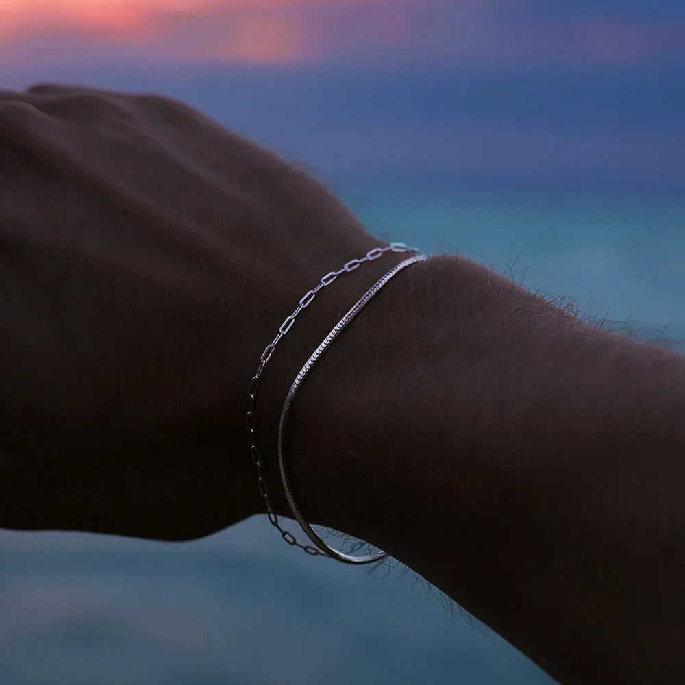 Men's Paperclip Bracelet - Gold - BRAVAN Men's Paperclip Bracelet - Gold  (Store description)
