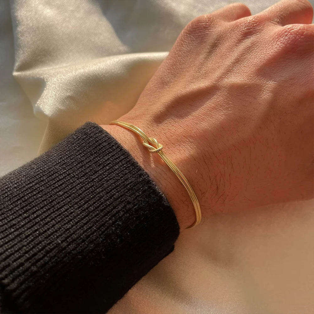 Minimalist Knotted Bracelet - Gold